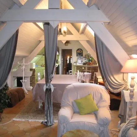 Les Roches Brunes - Chambres D'hotes Bed and breakfast