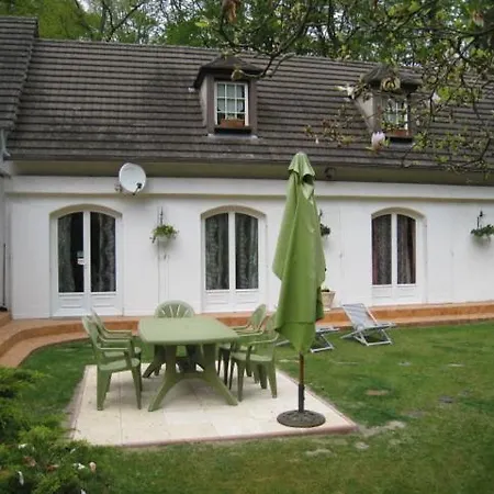 Bed and breakfast Les Roches Brunes - Chambres D'hotes Fleurines